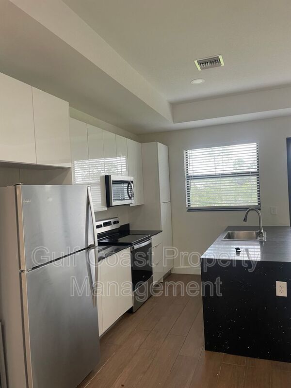 126 Viewpoint Drive property image