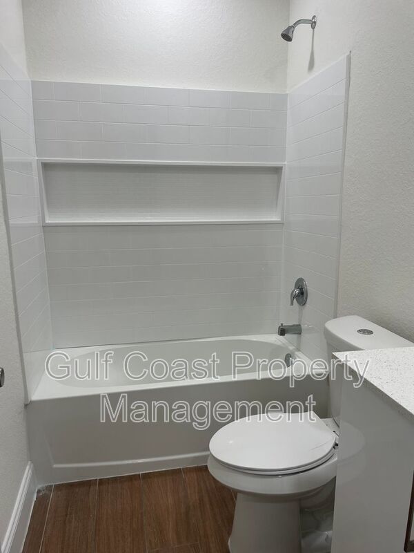 126 Viewpoint Drive property image