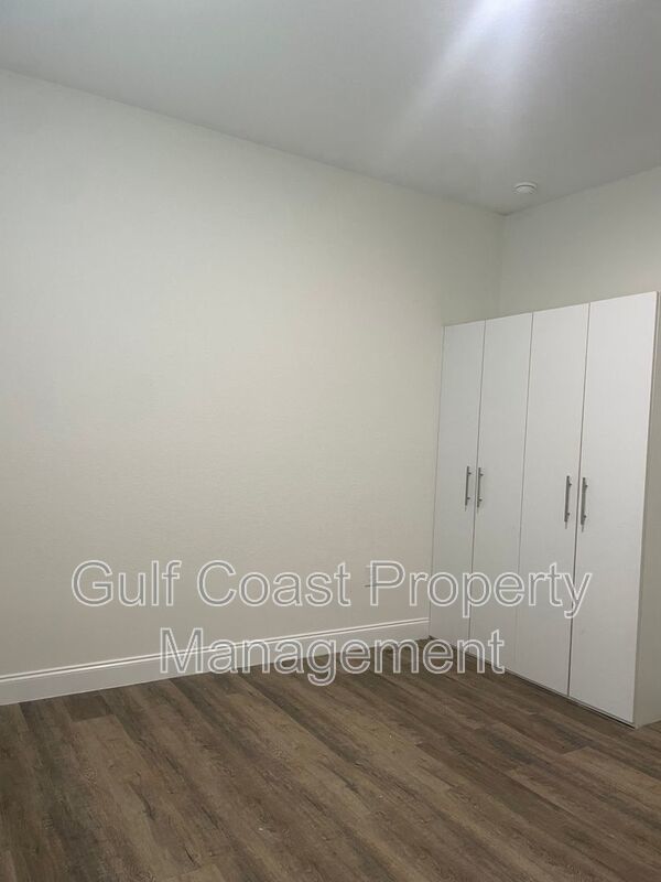 126 Viewpoint Drive property image