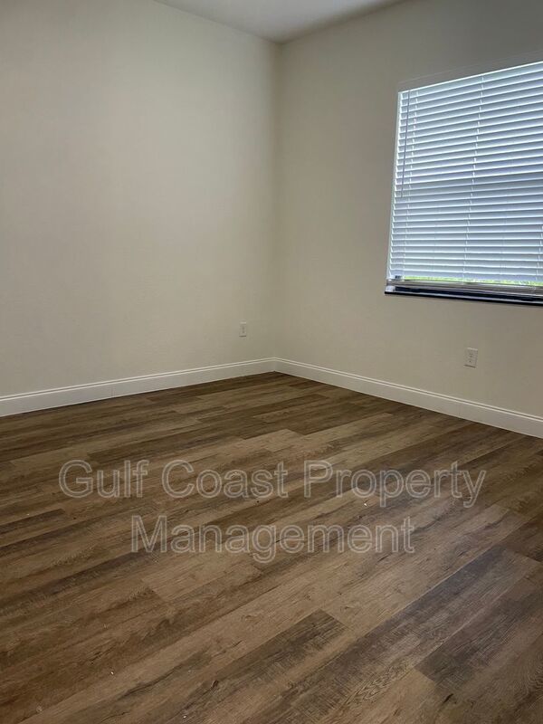 126 Viewpoint Drive property image