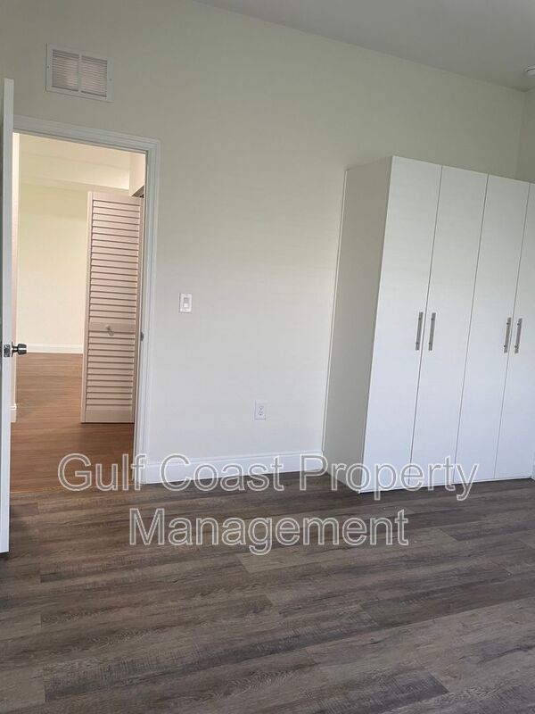 126 Viewpoint Drive property image