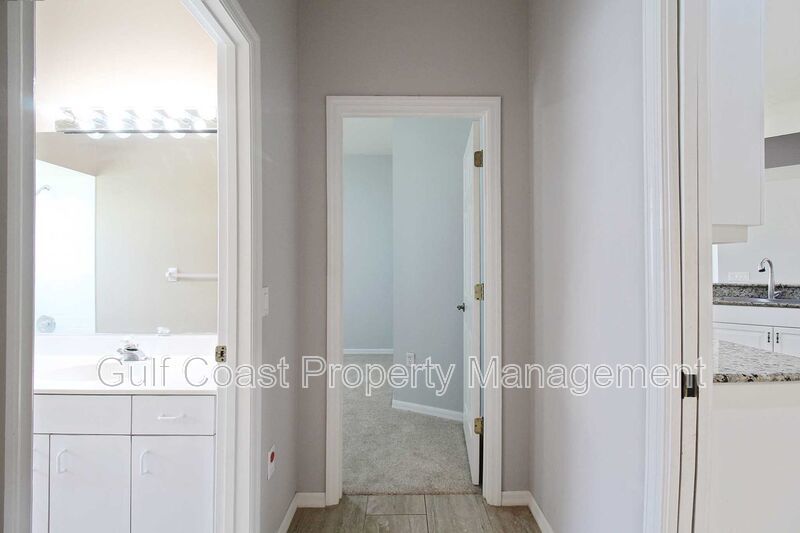 Annual rental: Spacious 3BR/2BA Creekwood Home with Office, Screened Lanai, EV Charger & Resort-Style Amenities property image