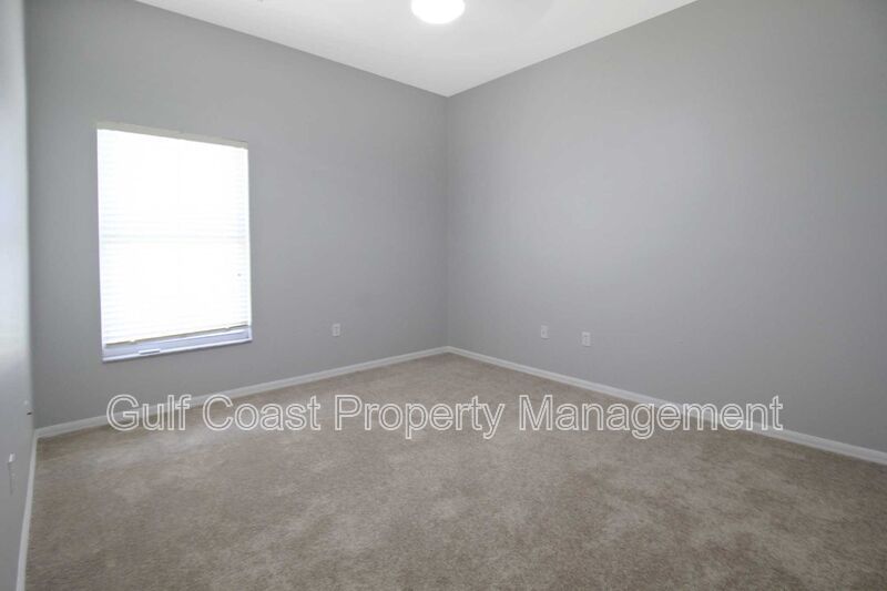Annual rental: Spacious 3BR/2BA Creekwood Home with Office, Screened Lanai, EV Charger & Resort-Style Amenities property image