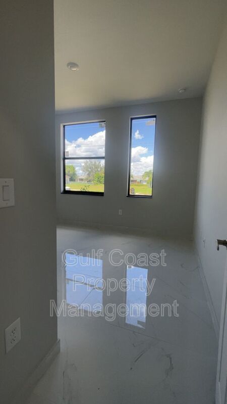 1114 NW 22nd Terrace property image