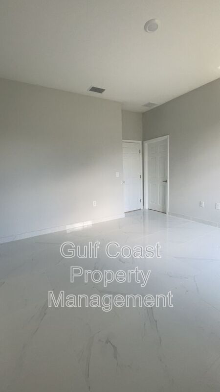 1114 NW 22nd Terrace property image