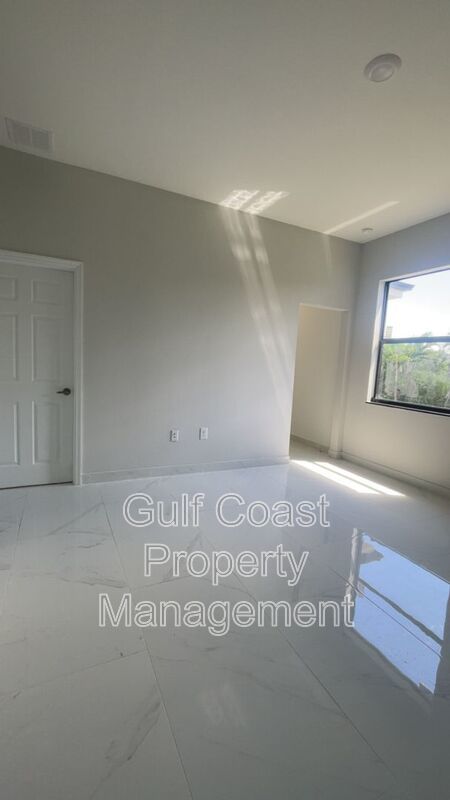 1114 NW 22nd Terrace property image