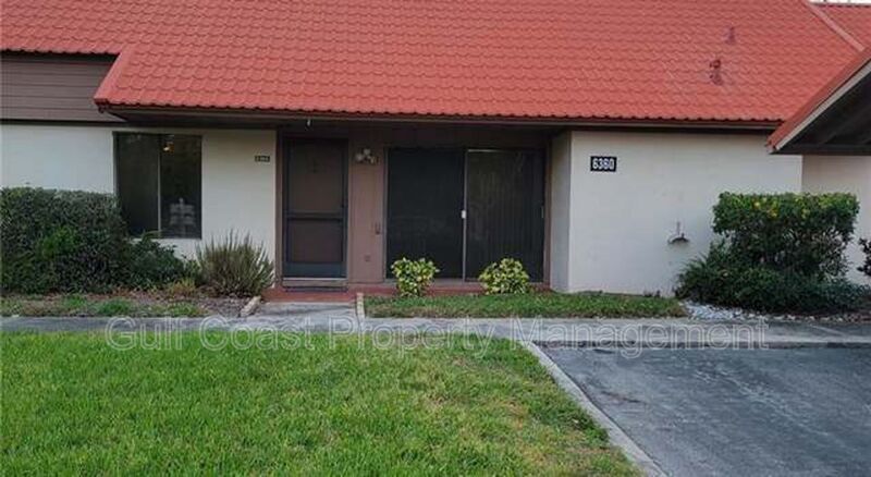 Spacious 3/2 Villa property image