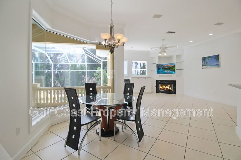 Annual Rental Home with 4BR/3BA Pool with Boat Slip in Harbour Landings property image