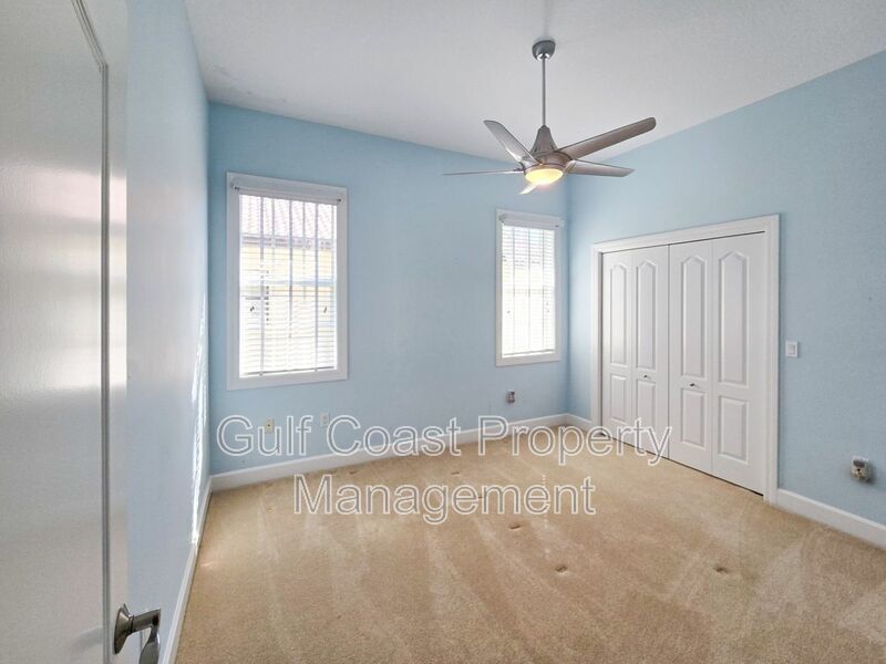 Annual Rental Home with 4BR/3BA Pool with Boat Slip in Harbour Landings property image