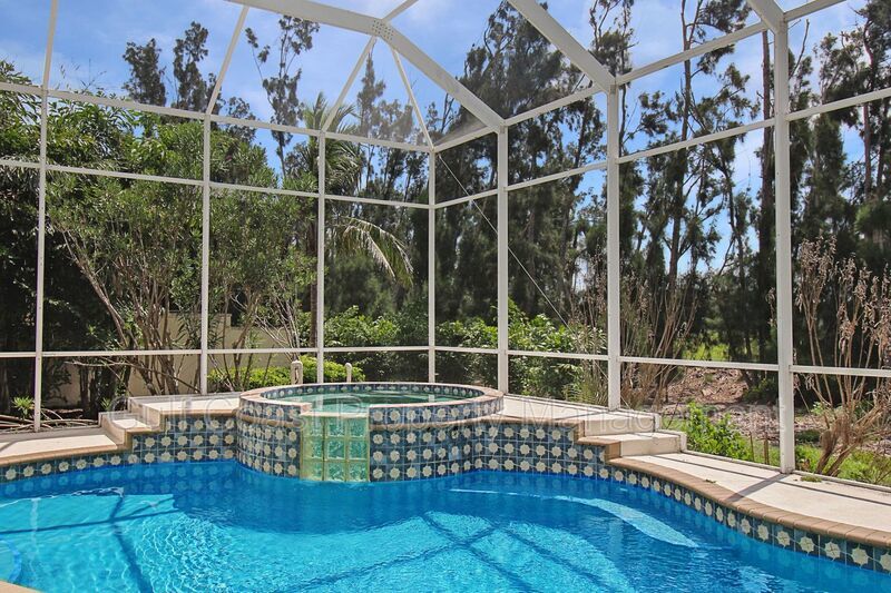 Annual Rental Home with 4BR/3BA Pool with Boat Slip in Harbour Landings property image