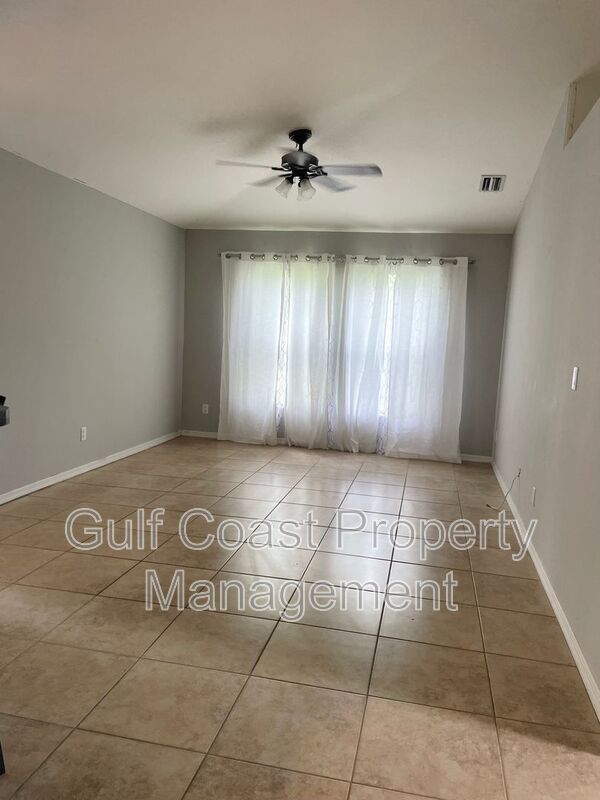 825 Sunrise Blvd property image