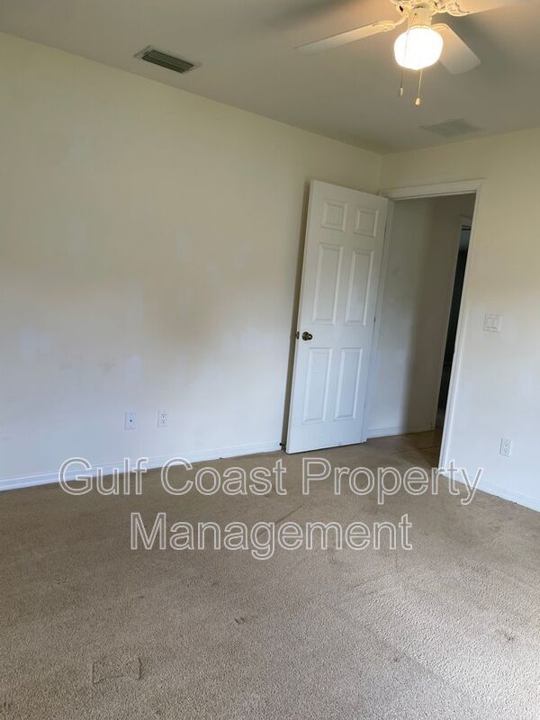 825 Sunrise Blvd property image