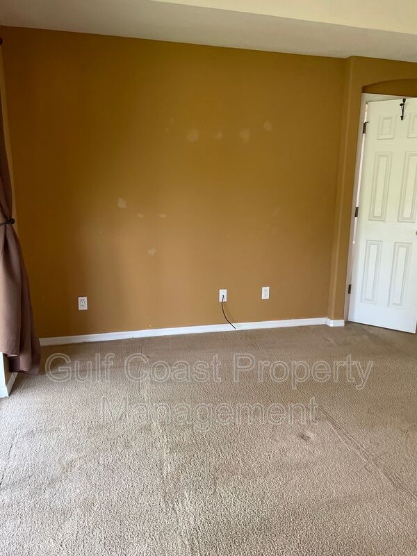 825 Sunrise Blvd property image