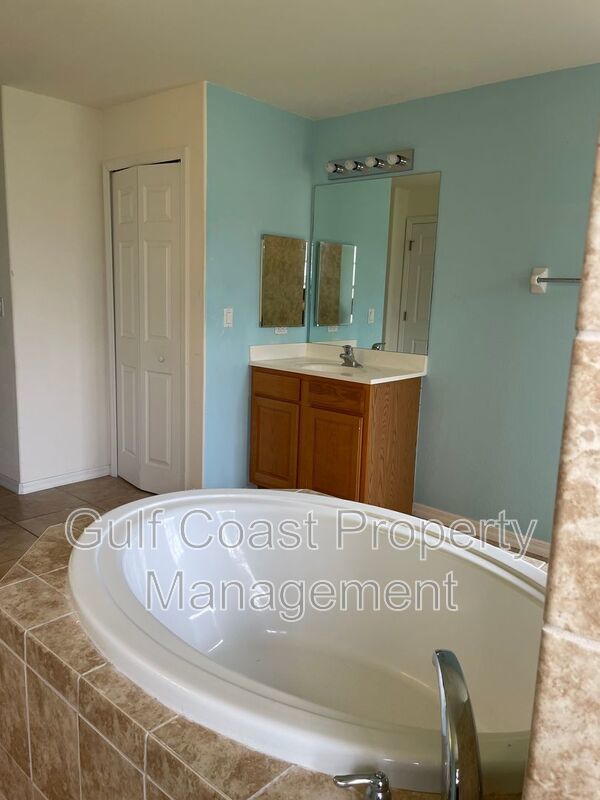 825 Sunrise Blvd property image