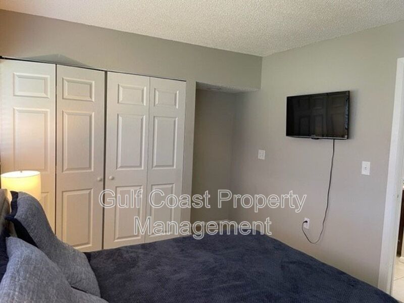 Quaint Rental with View of Golf Course property image