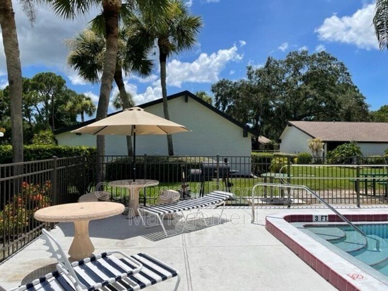 Quaint Rental with View of Golf Course property image