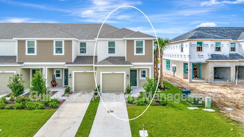 Annual Rental – Brand-New End Unit 3 Bedroom, 2.5 Bath Townhome with Garage and Lake Views in Azario, Lakewood Ranch property image