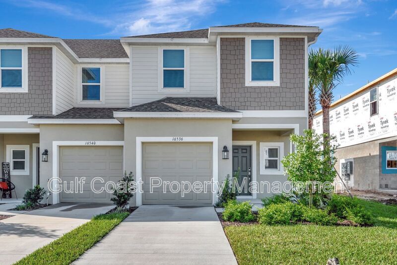 Annual Rental – Brand-New End Unit 3 Bedroom, 2.5 Bath Townhome with Garage and Lake Views in Azario, Lakewood Ranch property image
