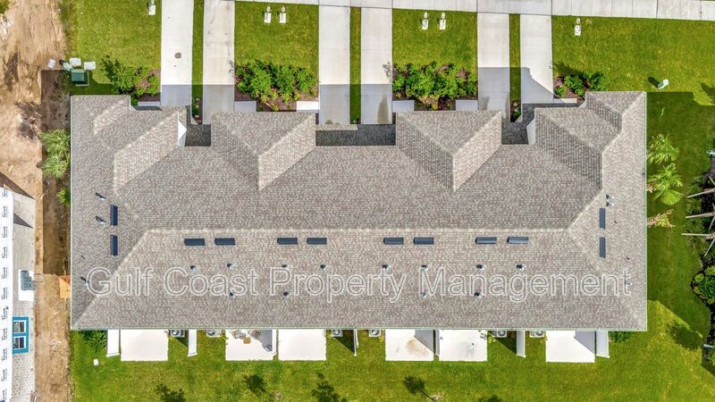 Annual Rental – Brand-New End Unit 3 Bedroom, 2.5 Bath Townhome with Garage and Lake Views in Azario, Lakewood Ranch property image