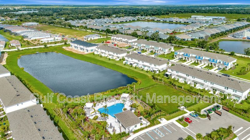 Annual Rental – Brand-New End Unit 3 Bedroom, 2.5 Bath Townhome with Garage and Lake Views in Azario, Lakewood Ranch property image