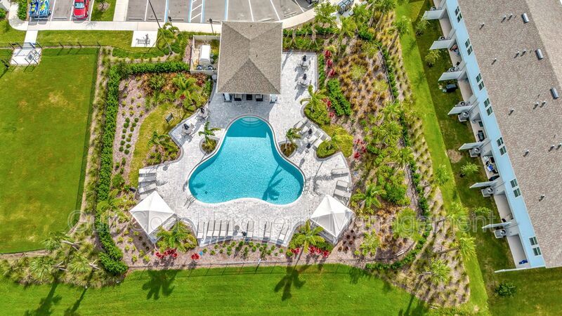 Annual Rental – Brand-New End Unit 3 Bedroom, 2.5 Bath Townhome with Garage and Lake Views in Azario, Lakewood Ranch property image