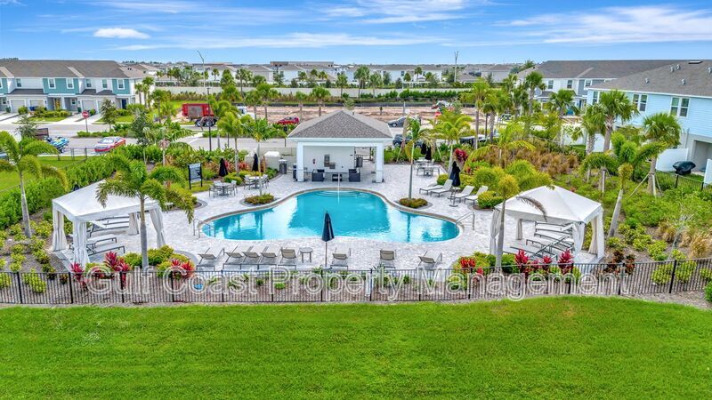 Annual Rental – Brand-New End Unit 3 Bedroom, 2.5 Bath Townhome with Garage and Lake Views in Azario, Lakewood Ranch property image