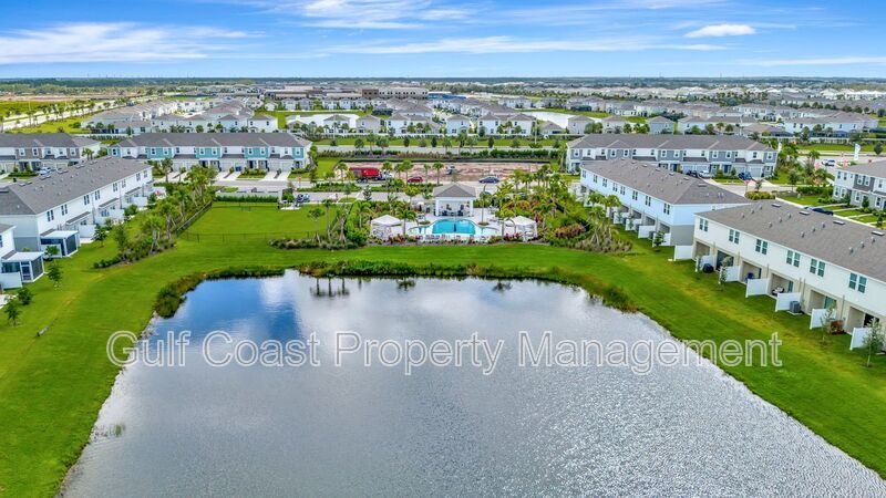 Annual Rental – Brand-New End Unit 3 Bedroom, 2.5 Bath Townhome with Garage and Lake Views in Azario, Lakewood Ranch property image