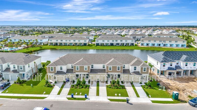 Annual Rental – Brand-New End Unit 3 Bedroom, 2.5 Bath Townhome with Garage and Lake Views in Azario, Lakewood Ranch property image