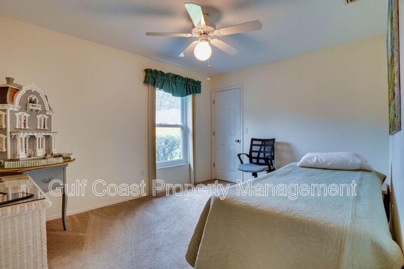 Annual Unfurnished 3-Bedroom, 2-Bath Home with Private Pool and Preserve Views in Manatee Oaks property image