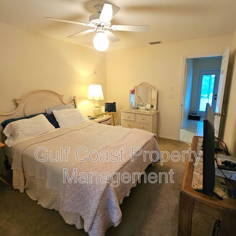 Annual Unfurnished 3-Bedroom, 2-Bath Home with Private Pool and Preserve Views in Manatee Oaks property image