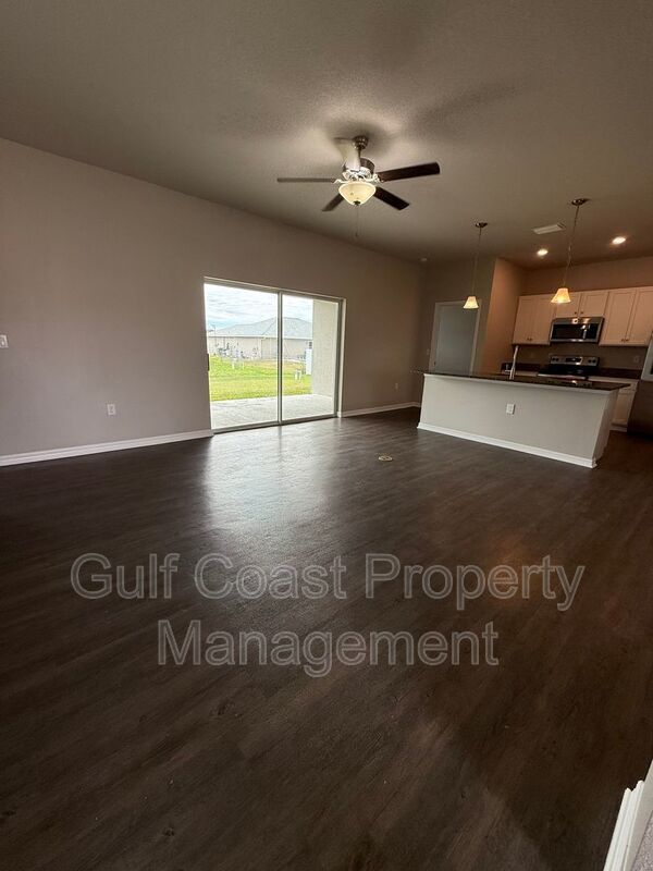 1716 NW 12th Terrace property image