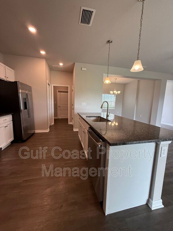 1716 NW 12th Terrace property image