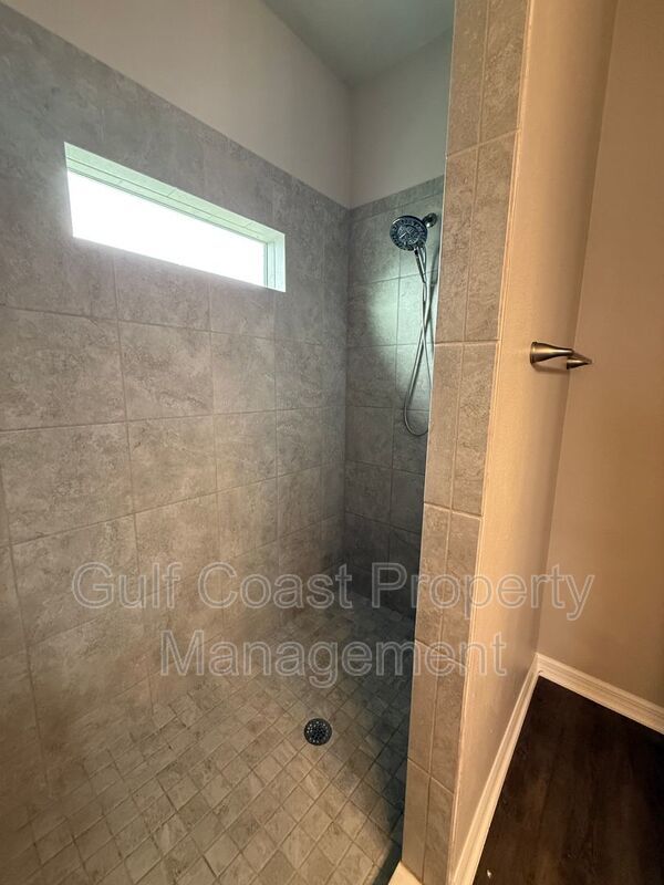 1716 NW 12th Terrace property image