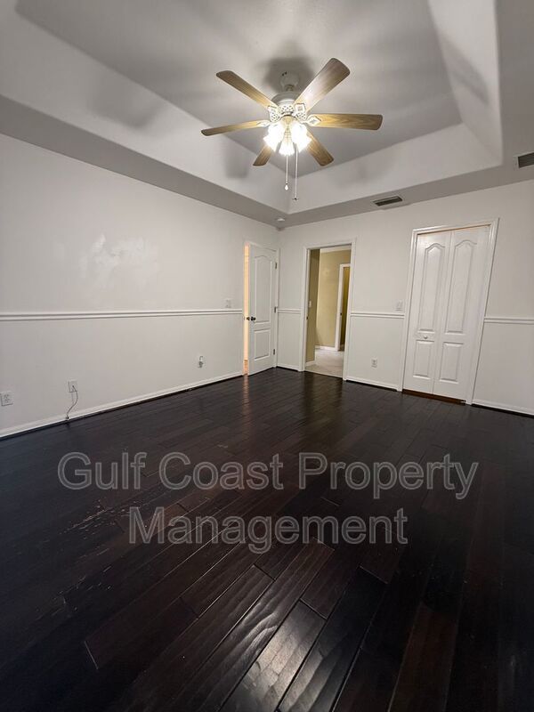 2725 Chiquita Blvd property image