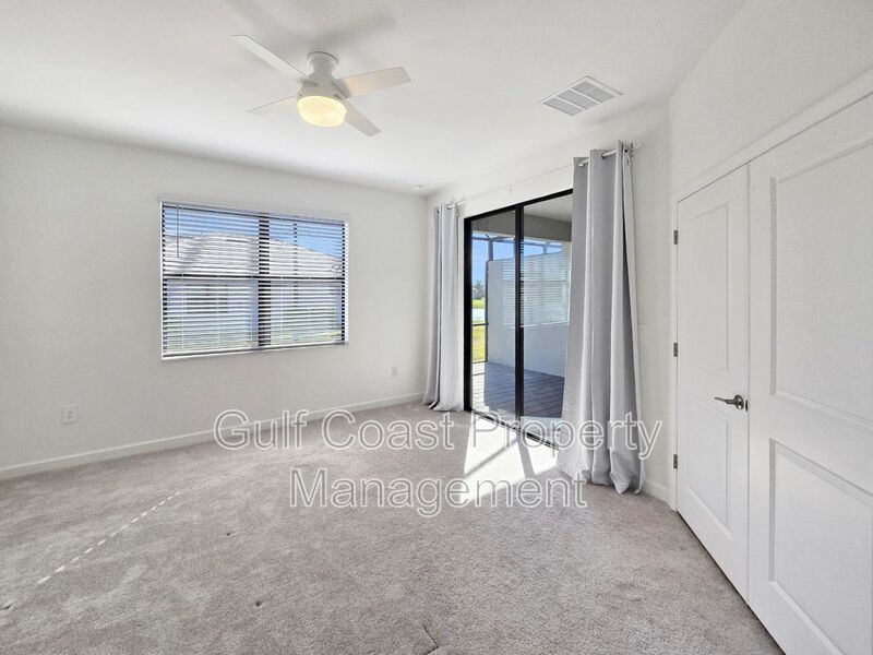 Annual Rental – Move-In Ready in Lorraine Lakes, Lakewood Ranch | 2BR/2BA + Den & 2-Car Garage property image