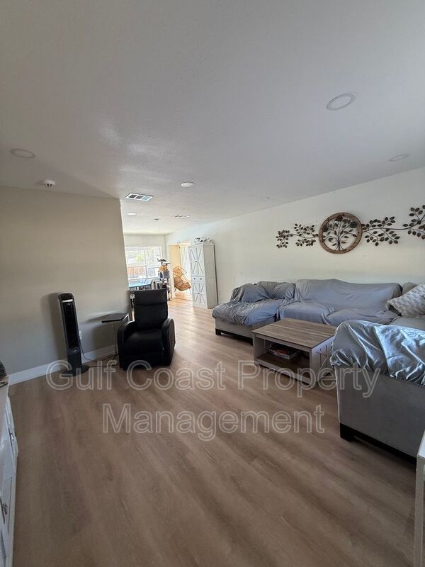 8127 Chesebro Ave property image