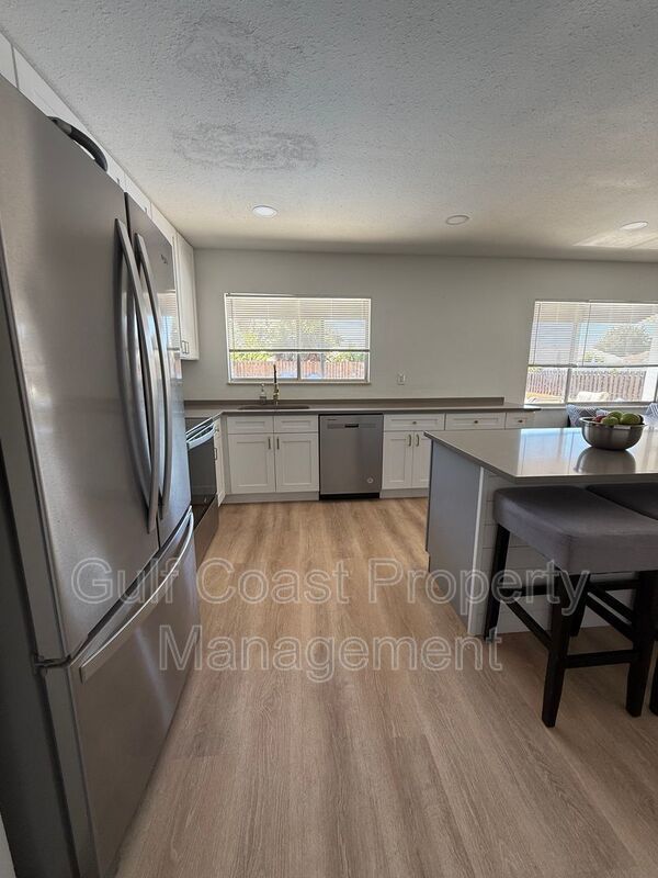 8127 Chesebro Ave property image