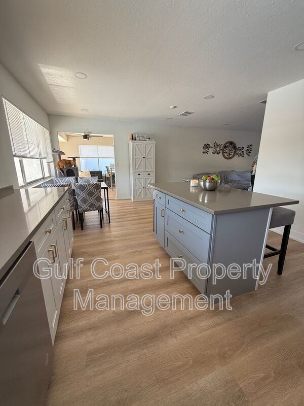 8127 Chesebro Ave property image