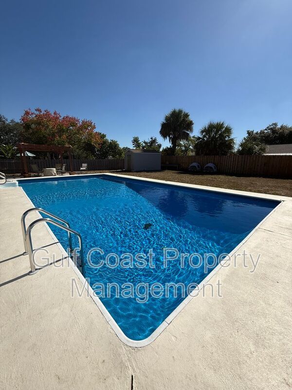 8127 Chesebro Ave property image