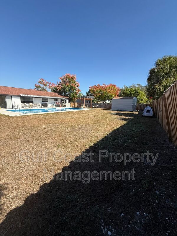 8127 Chesebro Ave property image