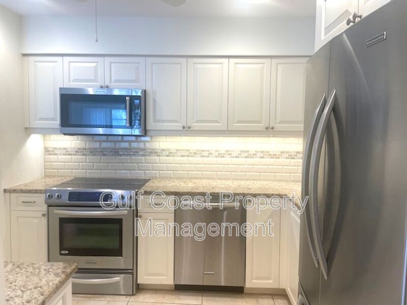 Elevated Island Living on Longboat Key property image