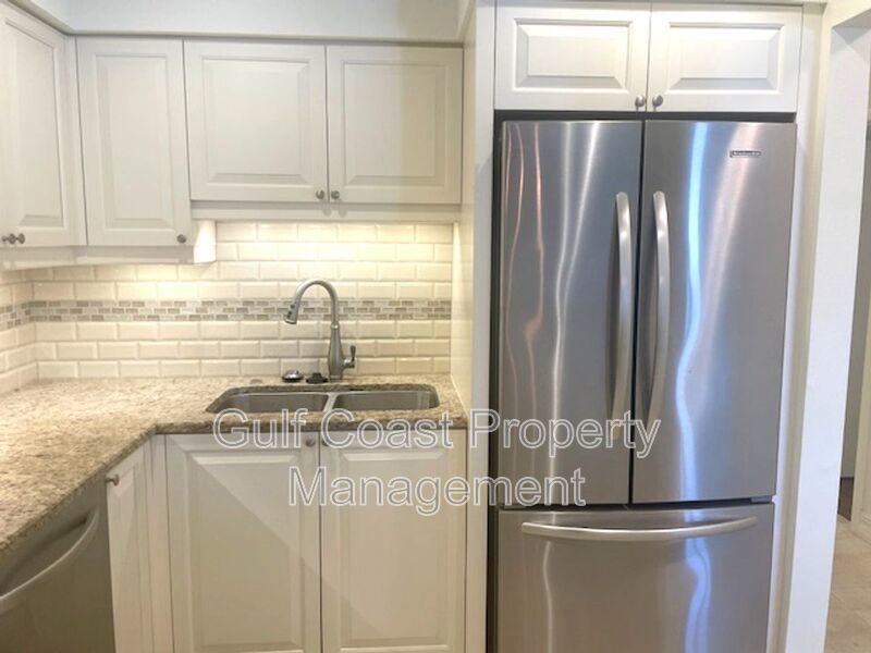 Elevated Island Living on Longboat Key property image