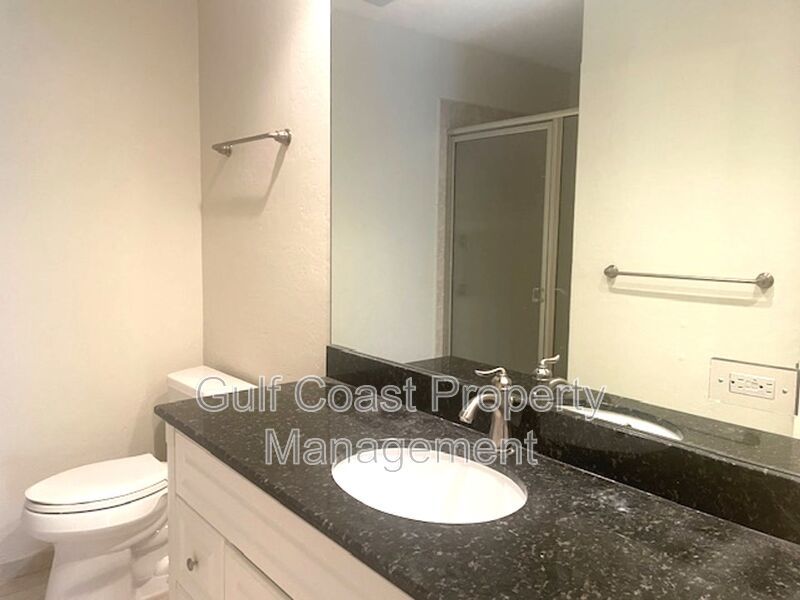 Elevated Island Living on Longboat Key property image