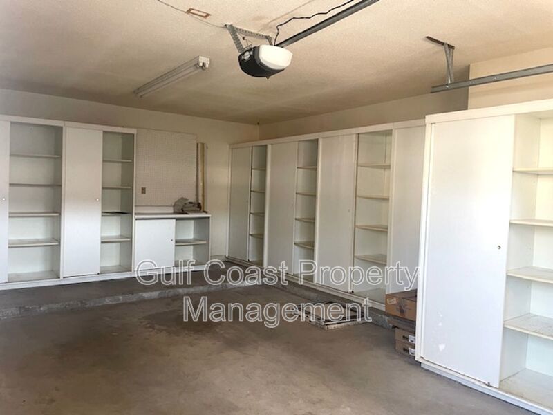 Elevated Island Living on Longboat Key property image