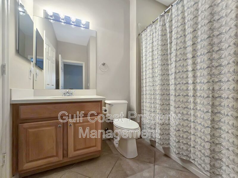 Annual rental-2Bed, 2 bath condo with a one car garage in the highly desirable Palma Sola Trace community! property image