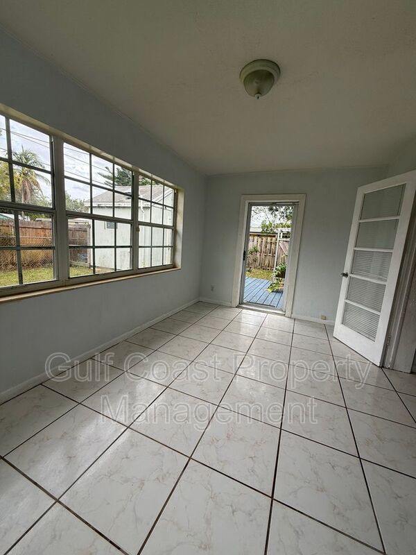 1545 Ransom Street property image