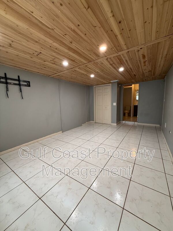 1545 Ransom Street property image