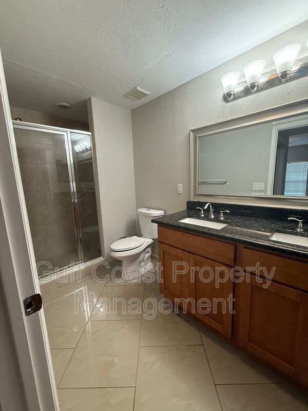 8555 Bernwood Cove Loop #103 property image