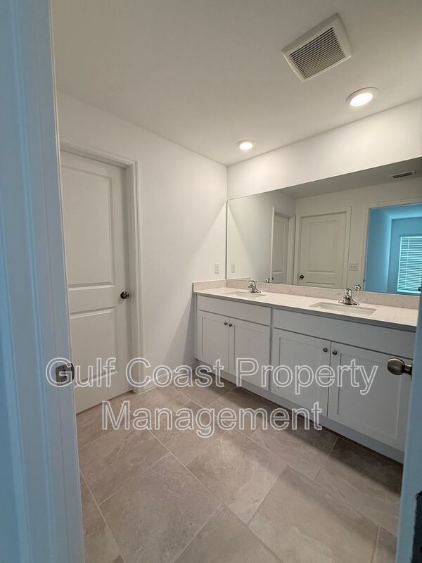 3844 Treasure Oak Way property image