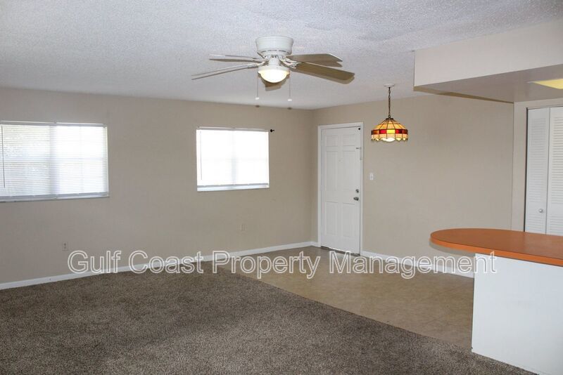 Annual 2nd Floor, One-Bedroom Condo with Screened Lanai and Preserve Views property image